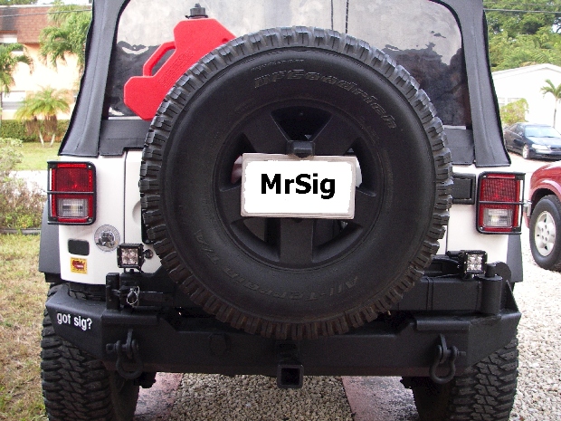 Best way to carry extra gas?  Jeep Wrangler Forums (JL / JLU) -- Rubicon,  4xe, 392, Sahara, Sport 