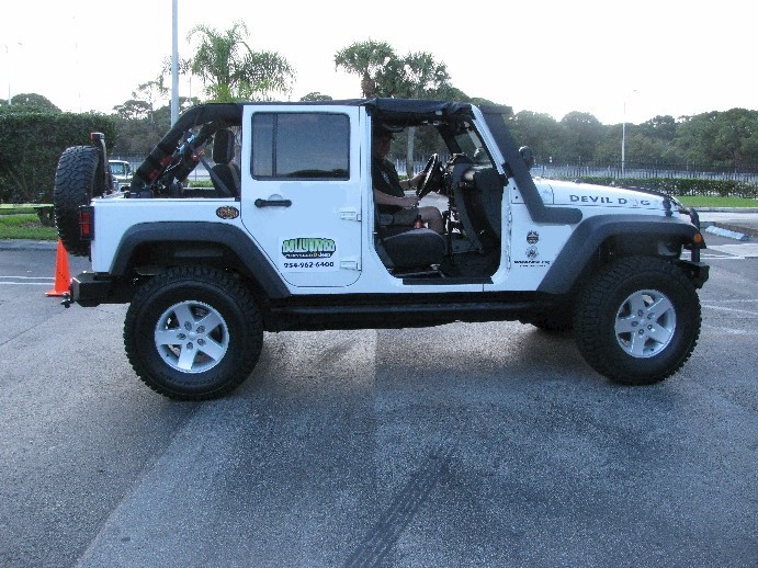 2011 Jeep wrangler soft top in winter #3
